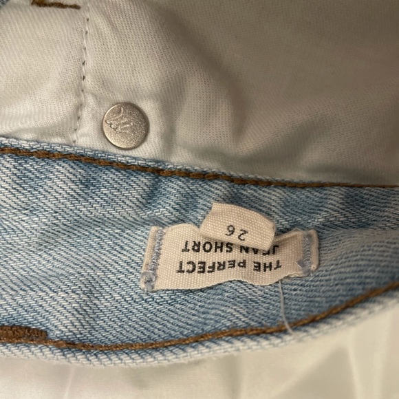 Madewell Embroidered Short!! - Picture 7 of 7